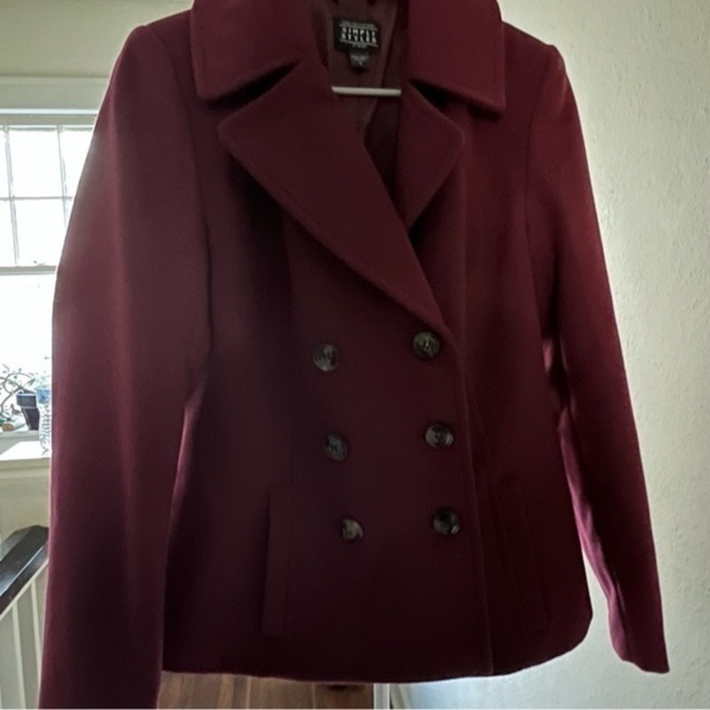 Simply Styled all weather coat, Size Small. - Picture 3 of 9